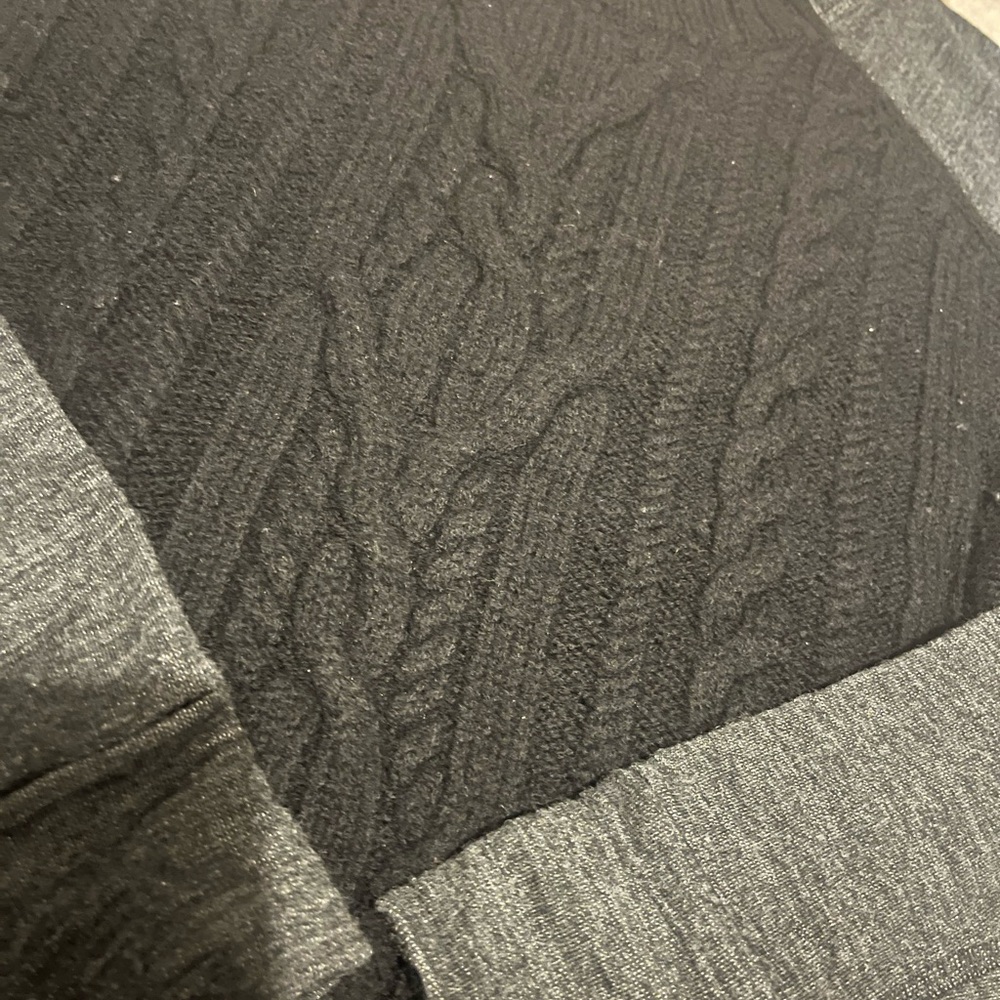 Lululemon sweater - Picture 2 of 7